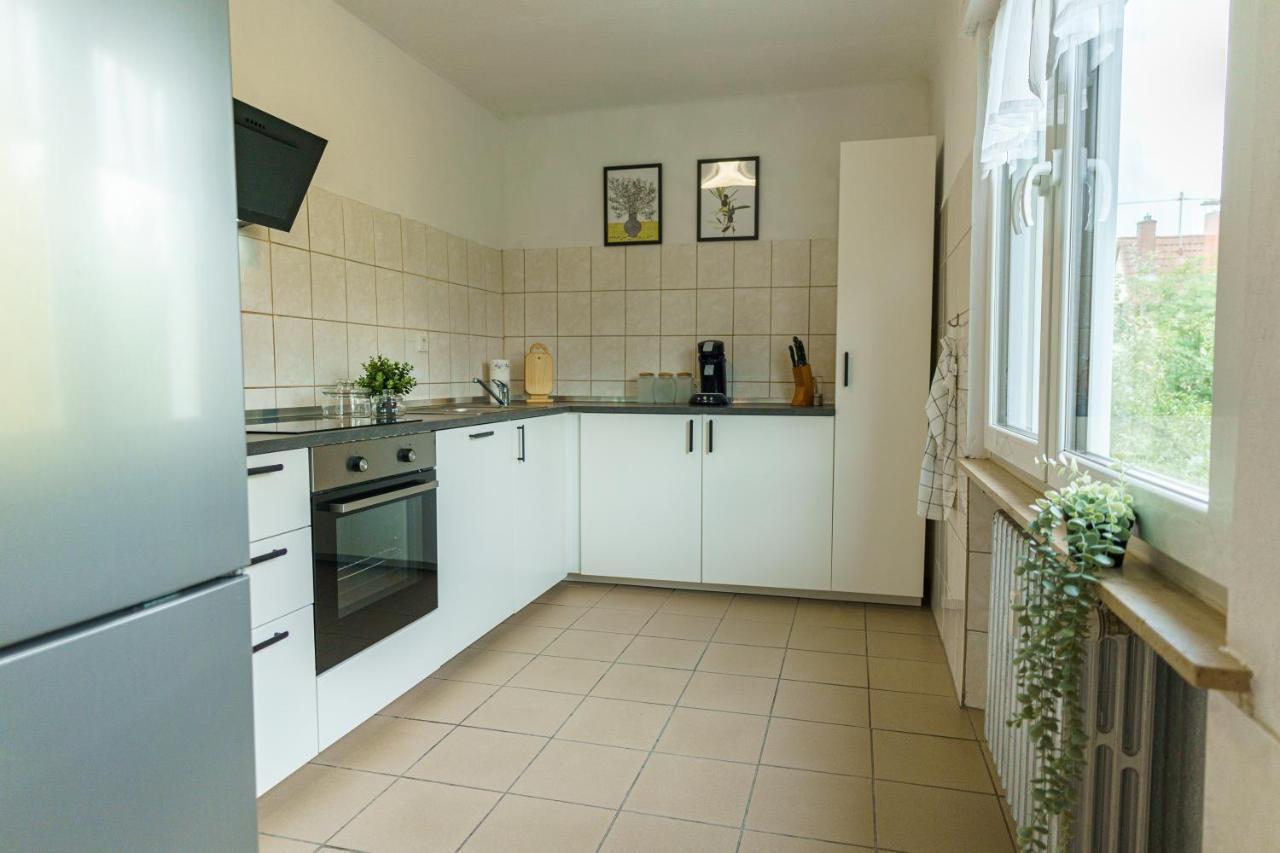 Grosszuegiges Apartment Mit Balkon Fuer Monteure Und Feriengaeste 迪林根安得萨尔 外观 照片